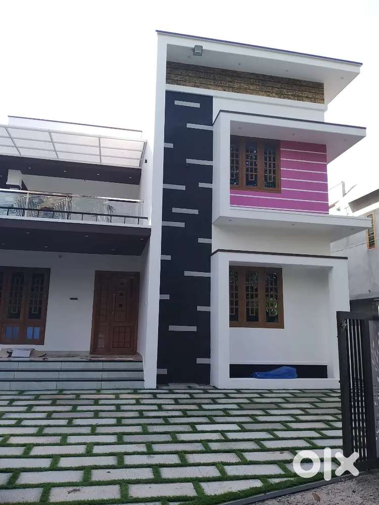 6 CENT,4 BHK
