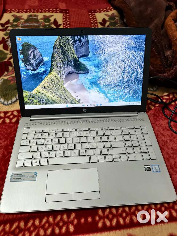 HP 15 Laptop i3 7th Generation 1 TB Hardisk 256gb SSD