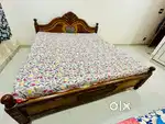 6*6 wooden cot bed