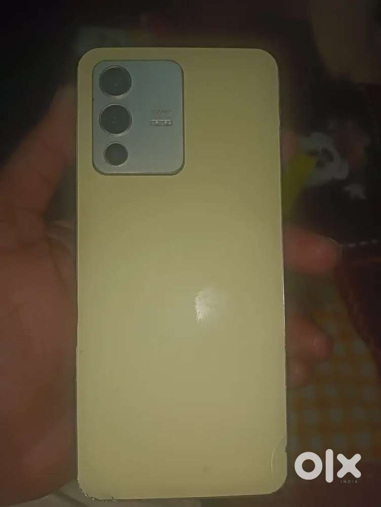 5g 8+8 128 Vivo v23 dispale chenj he