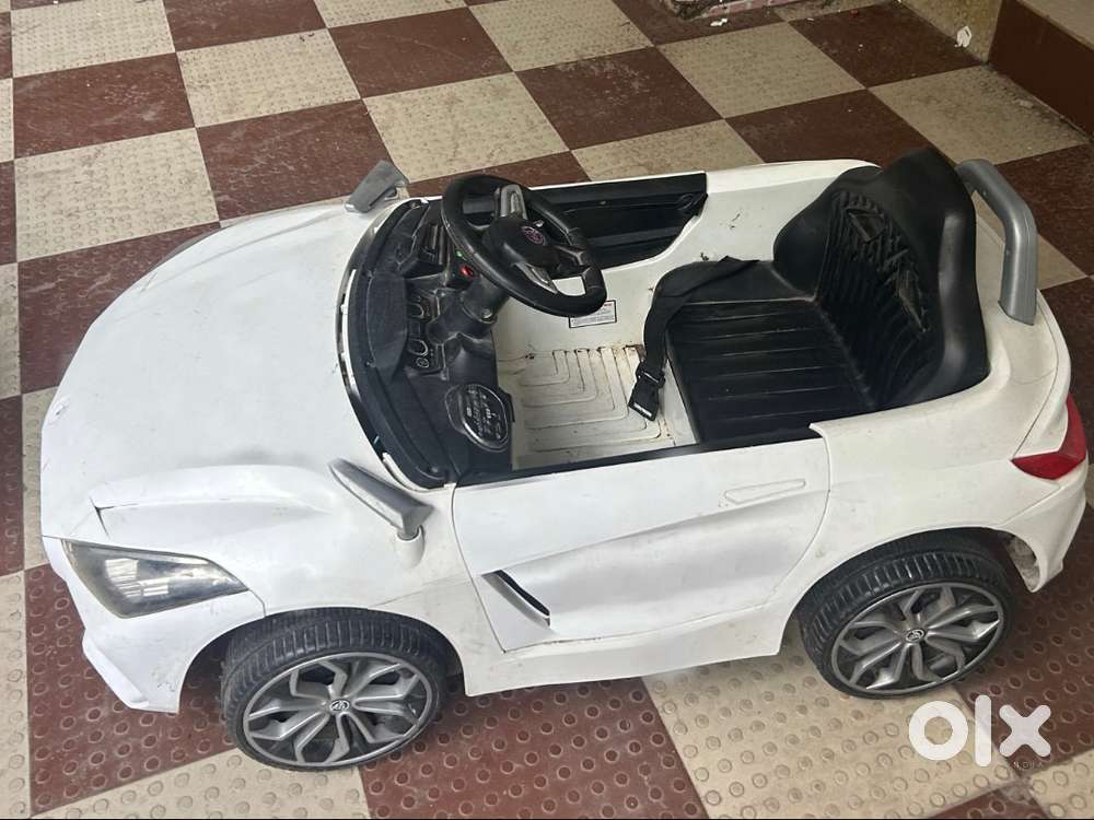 BMW TOY CAR