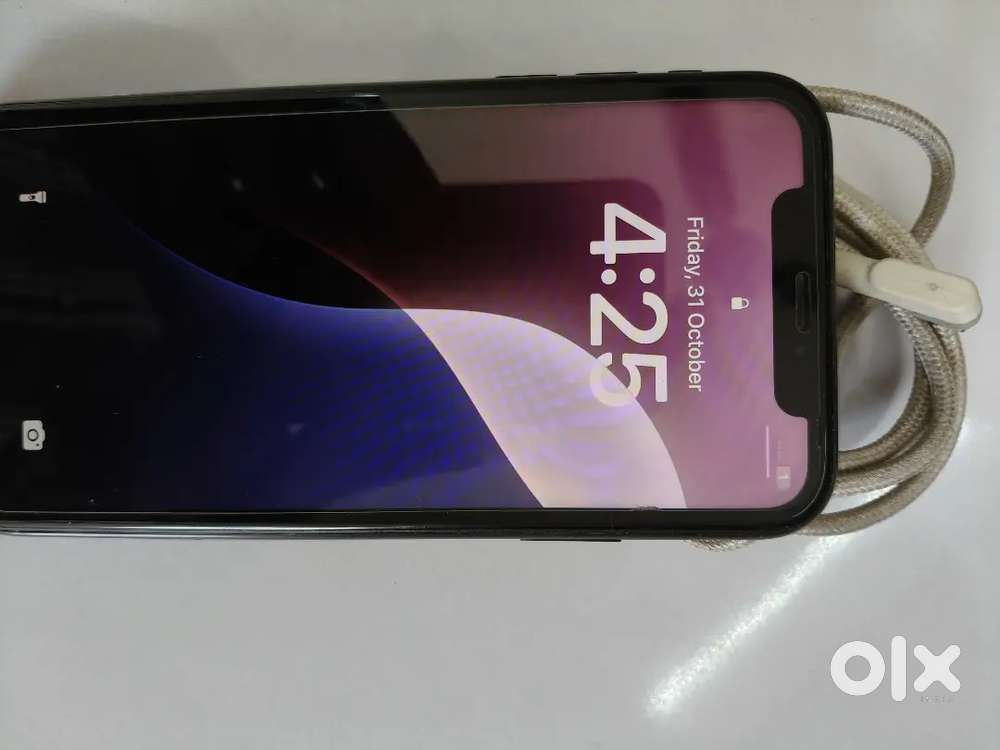 iPhone XR GOOD CONDITION