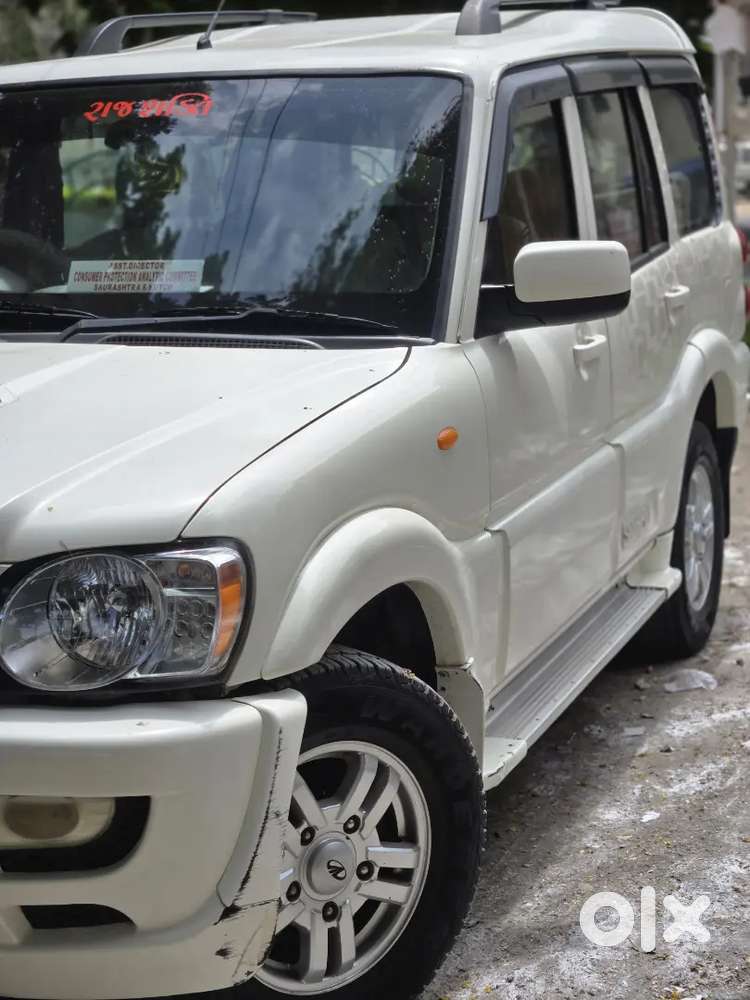 Mahindra Scorpio Classic 2011 Diesel Well Maintained