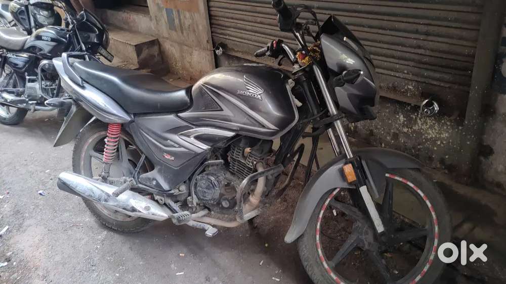 Gadi achi hain ghar ke liye li thi abhi kisiko leni hain to