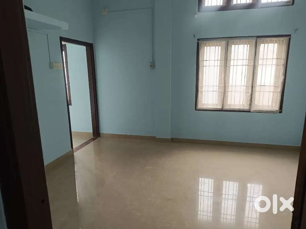 Rent for women/girls