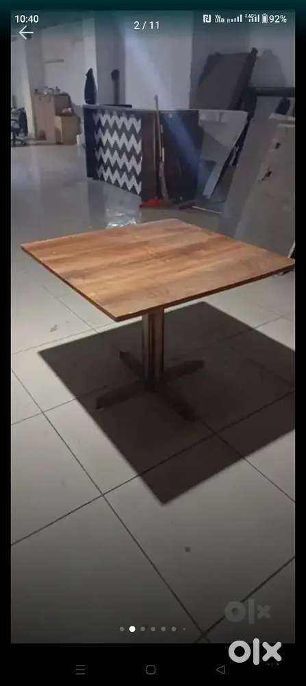 Teak Wooden ( Saagwaan) tables ( 4/4), chairs and decoratives