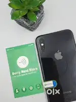 iPHONE XS 64GB STORAGE - PHONE IS IN BEST CONDITION