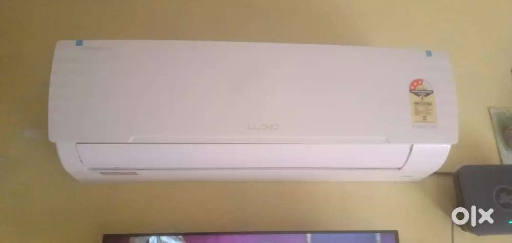 Lloyd 1.5ton ac 2025
