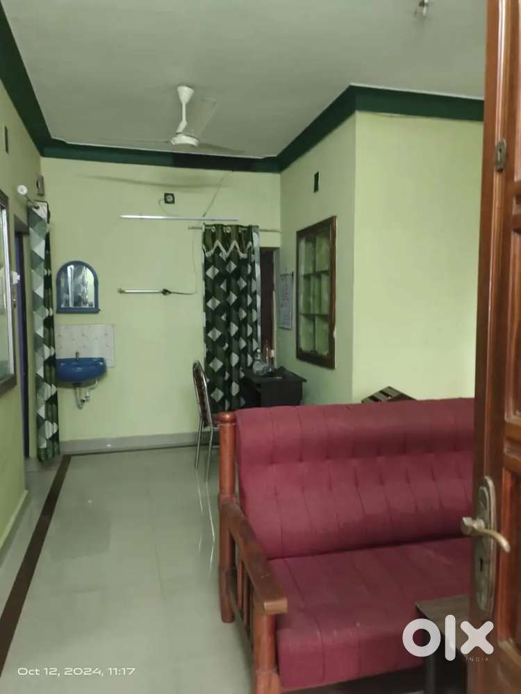 2 Bhk Semi Furnished House Ground Floor For Rent In Vyttila