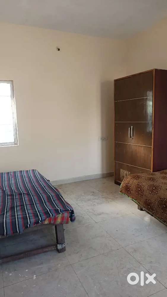 Single room with bathroom