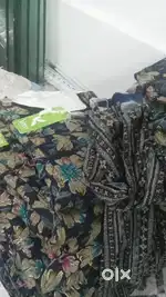 Kharkhaane ka kaam hai pic seedha karna hai