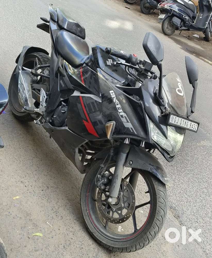 Motorcycle Suzuki Gixxer sf 150 .