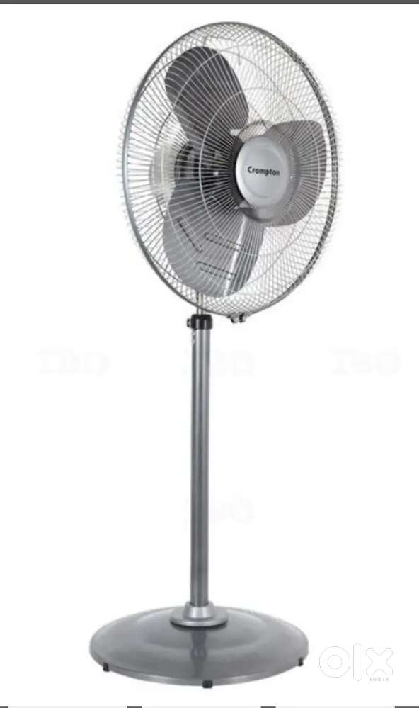 Crompton super high speed fan with metal blade