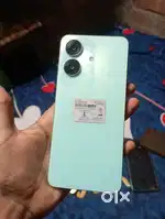 Samsung's a03smodal  eka realme c61 mobile hai