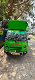 Helper for tiffin shop and must driving skills for food truck