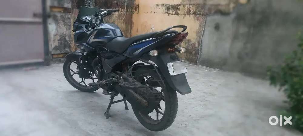 BAJAJ DISCOVER 150 f DISC