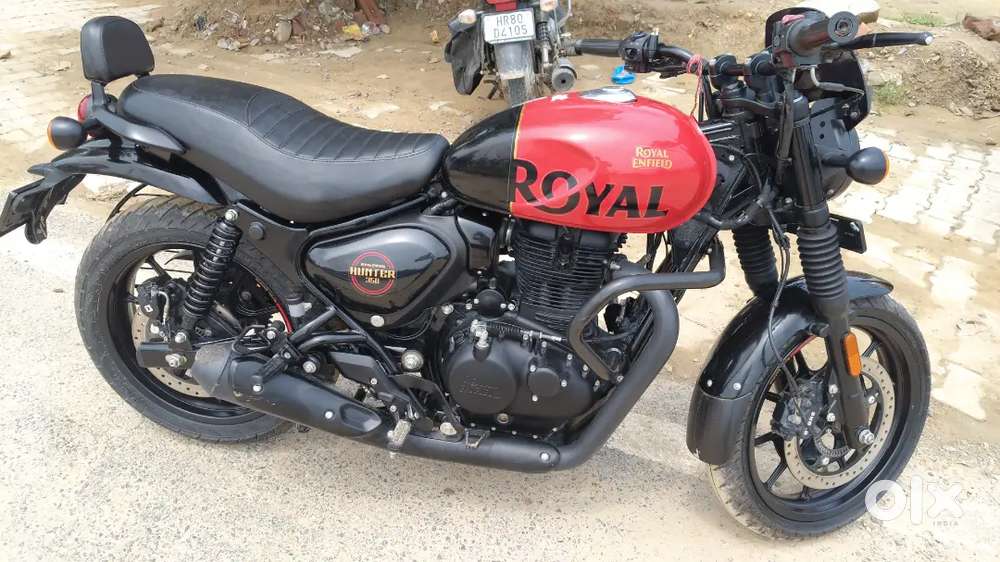 Hunter 350 royal Enfield red colour, condition is good