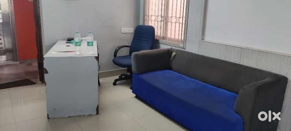 800 sq ft  off spc for rent Nungambakkam  Kodambakkam main road...