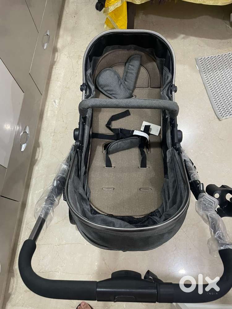 Pram/ Stroller