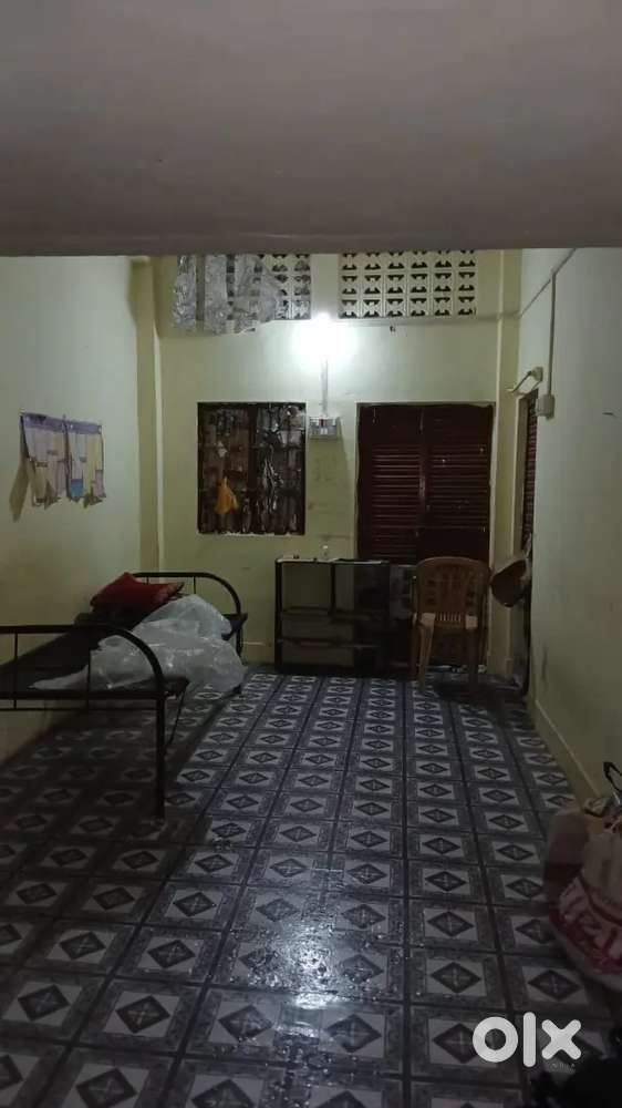 Flats, room available in very good location in Ashoka garden b-sector.
