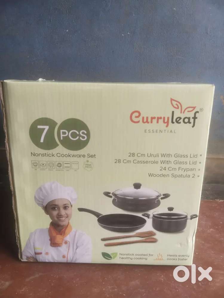 Nonstick cookware set