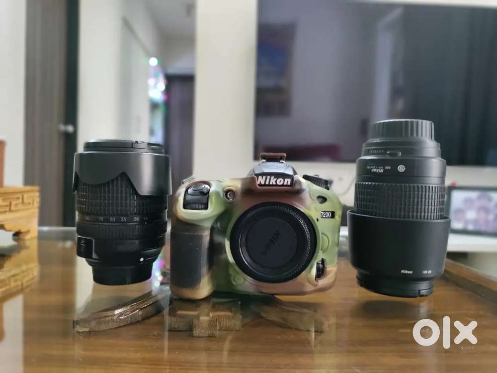 Selling my Nikon camera and lens in throw away price