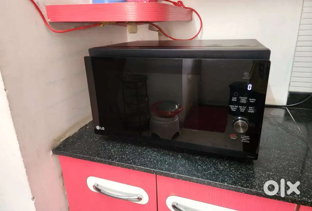 LG Microwave; BigSize 32L; Under Company Service Warranty till Jan2026