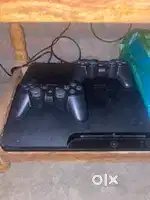 Ps3 console with 2 controller