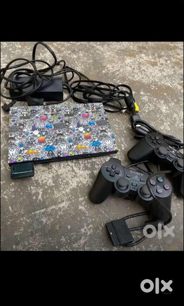 PlayStation 2 good condition all parts complete