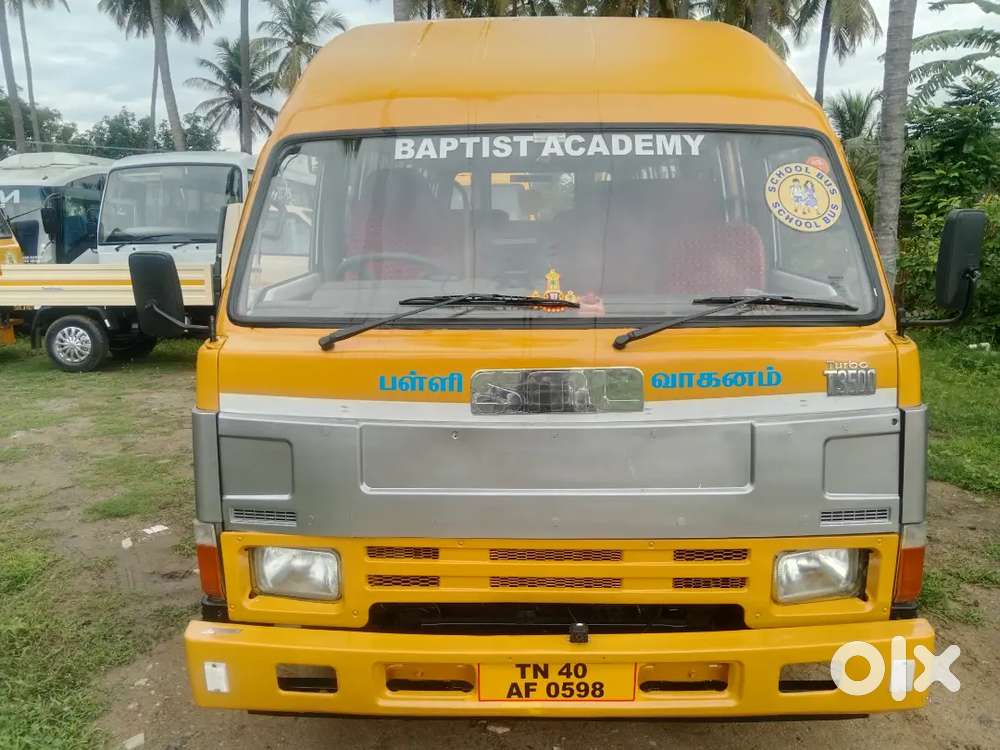 Sml school van one owner 20 seat w/B 2815 power steering