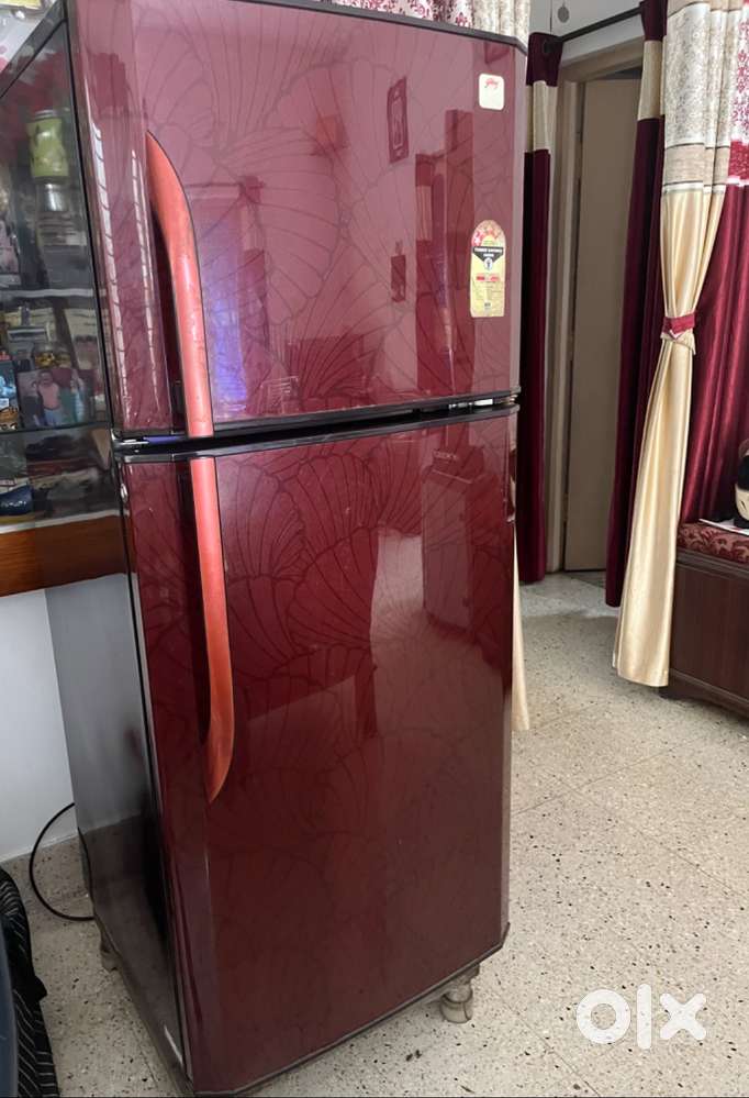 Godrej maroon double door fridge