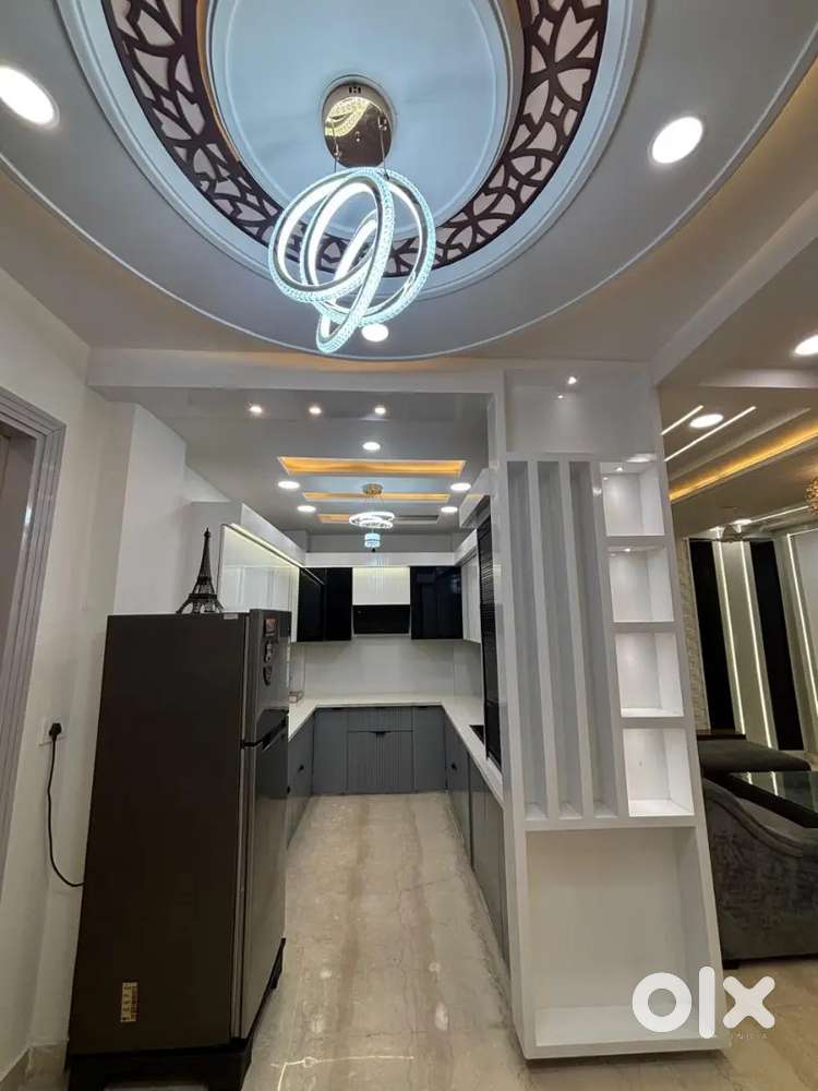 4BHK LUXURIOUS FURNISHED FLAT FOR RENT NEAR METRO