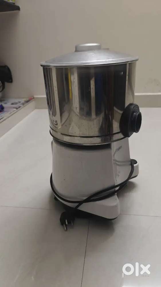 Grinder machine