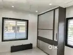 85 lac building with luxurious aminities