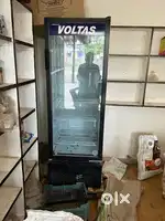 Cold drinks fridge