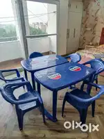 2 tables 4 chairs