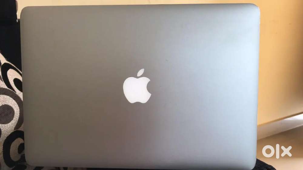 Macbook aaa