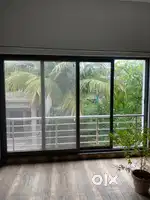 2 BHK house for girls and family