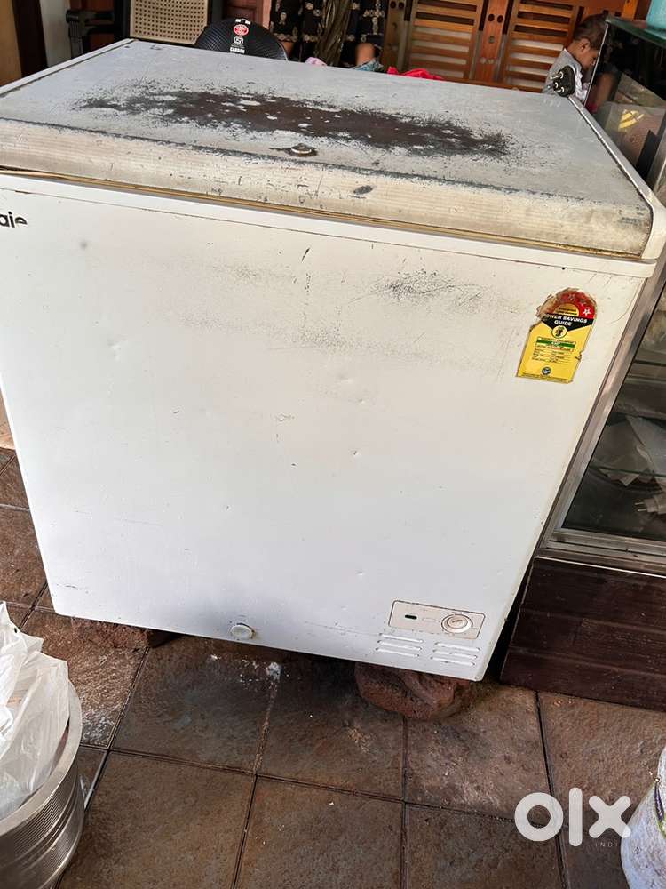 Freezer,shavarma mechine, table bench