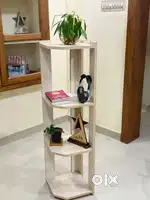 Corner stand