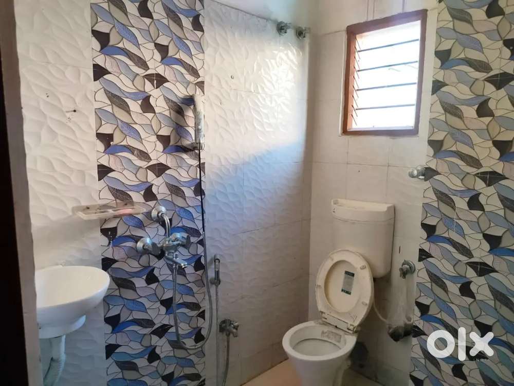 A nice liveable 2 bhk flat in Dharapur with terrace