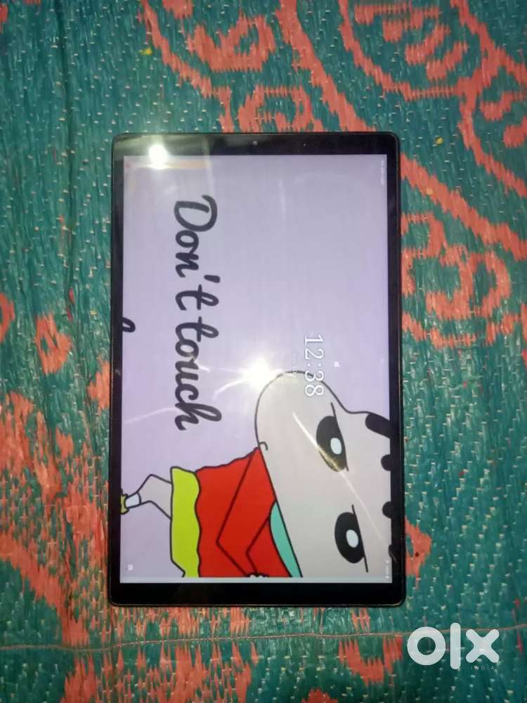 Lenovo Tab M10 HD 2nd Gen black with Metallic Body