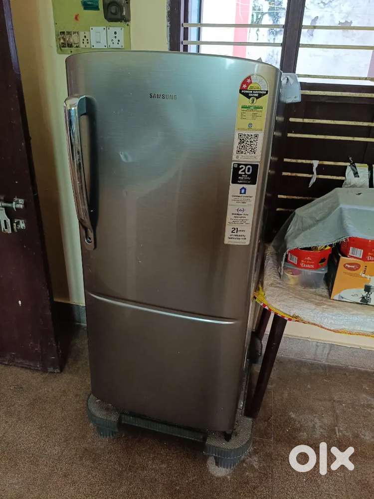 Samsung Fridge 18 months old for sale