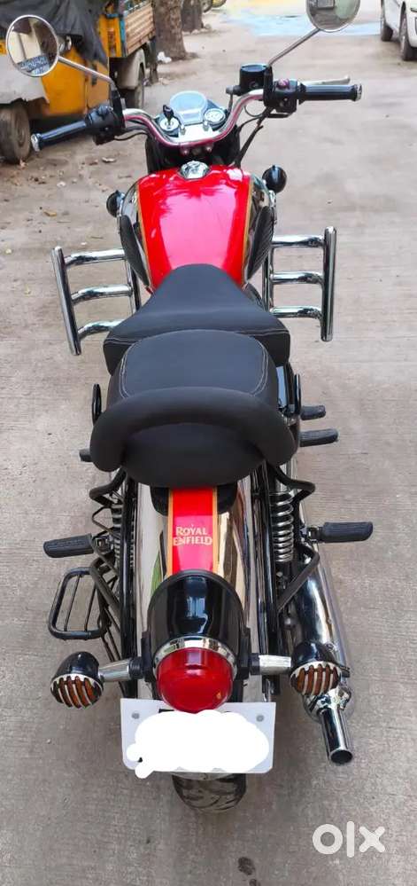 Royal Enfield classic 350 bs6 Red Chrome less driven bike unused vehic