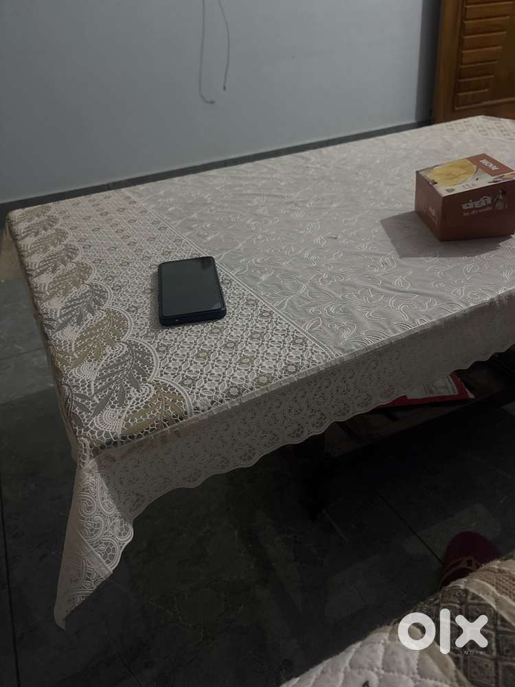 Room mate need only female