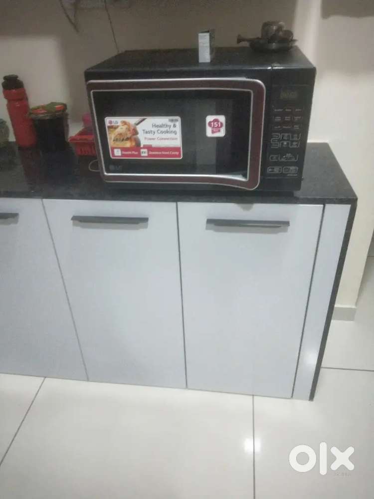 Microwave oven