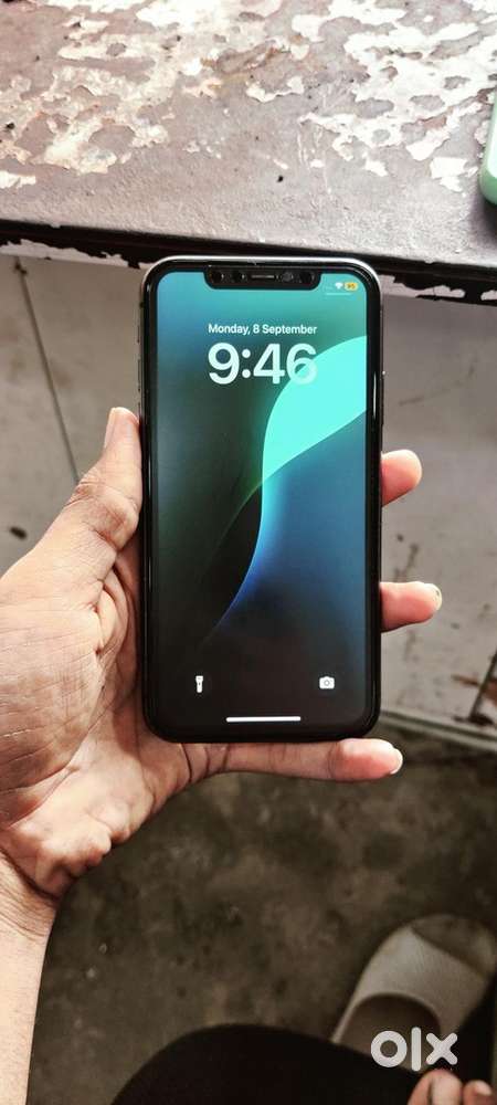 Iphone 11 display change with service sentre face id issu and all work