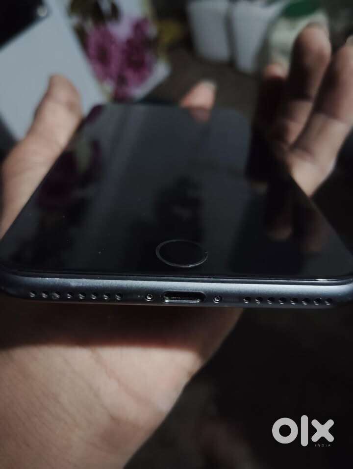 83% betrry health i phone 8 plus