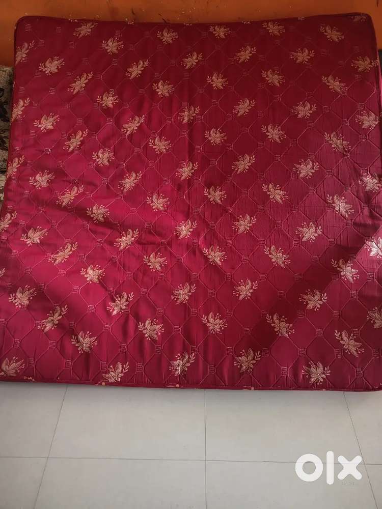 Matress King Size Dimension about 72*78*5