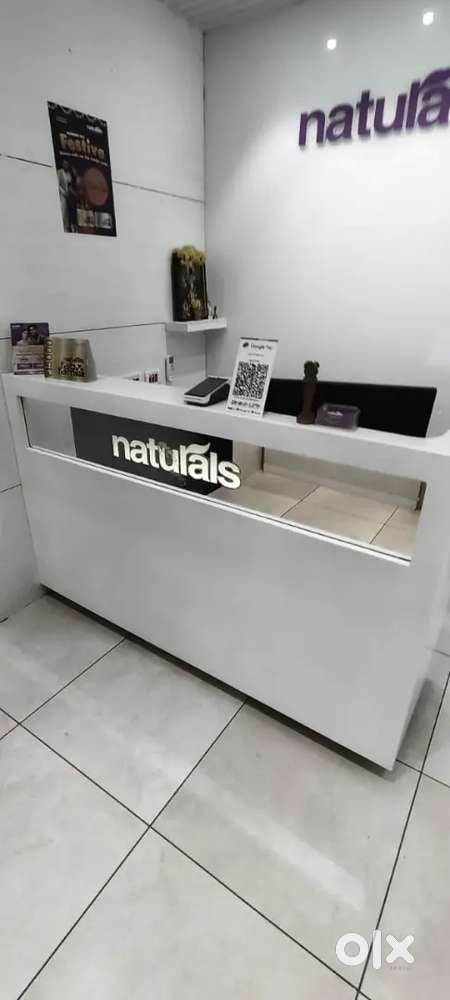 We Need to Staffs @ Naturals salon Kodambakkam